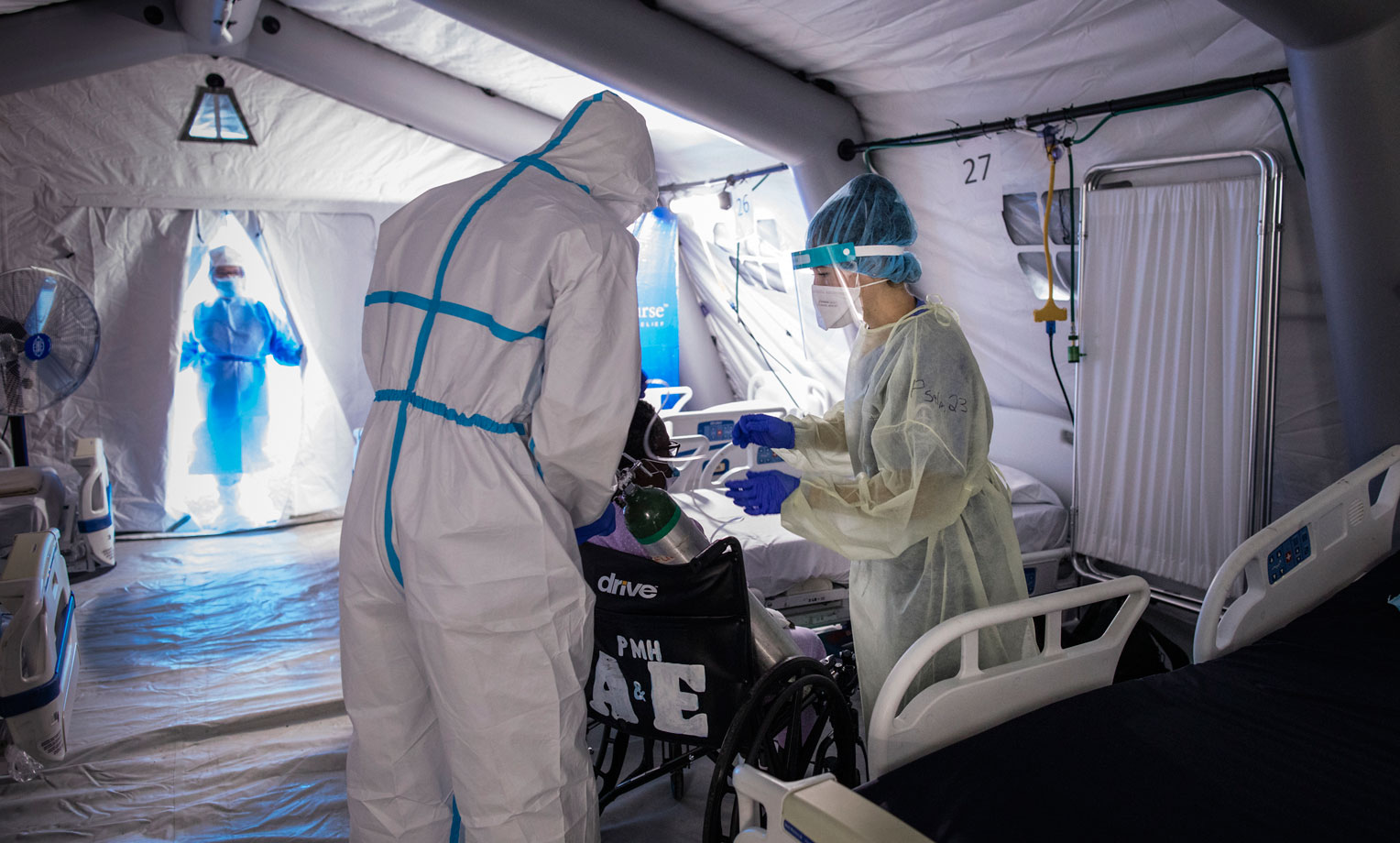 Emergency Field Hospital Cares for COVID-19 Patients in the Bahamas